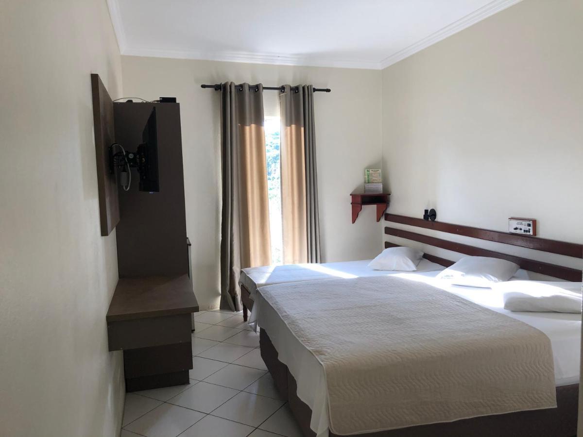 Hotel De Minas Каксамбу Екстериор снимка