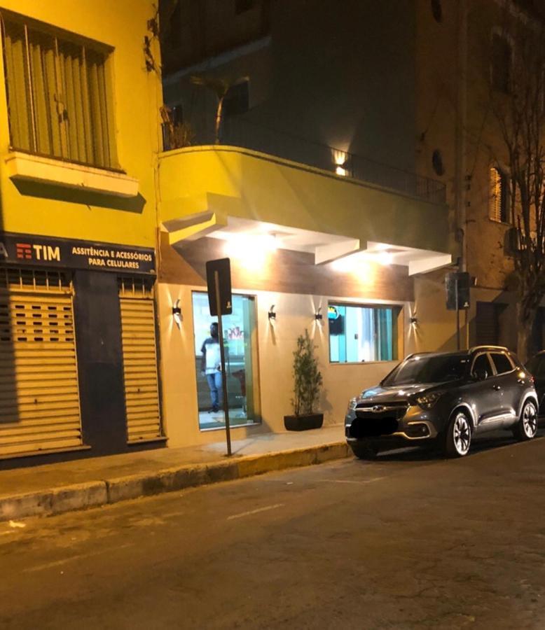 Hotel De Minas Каксамбу Екстериор снимка