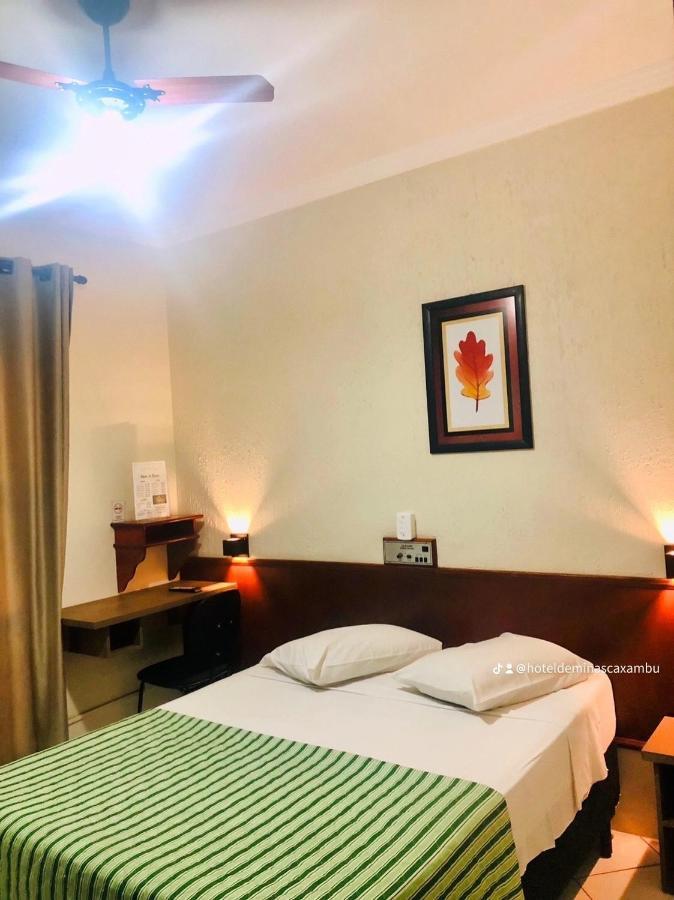 Hotel De Minas Каксамбу Екстериор снимка