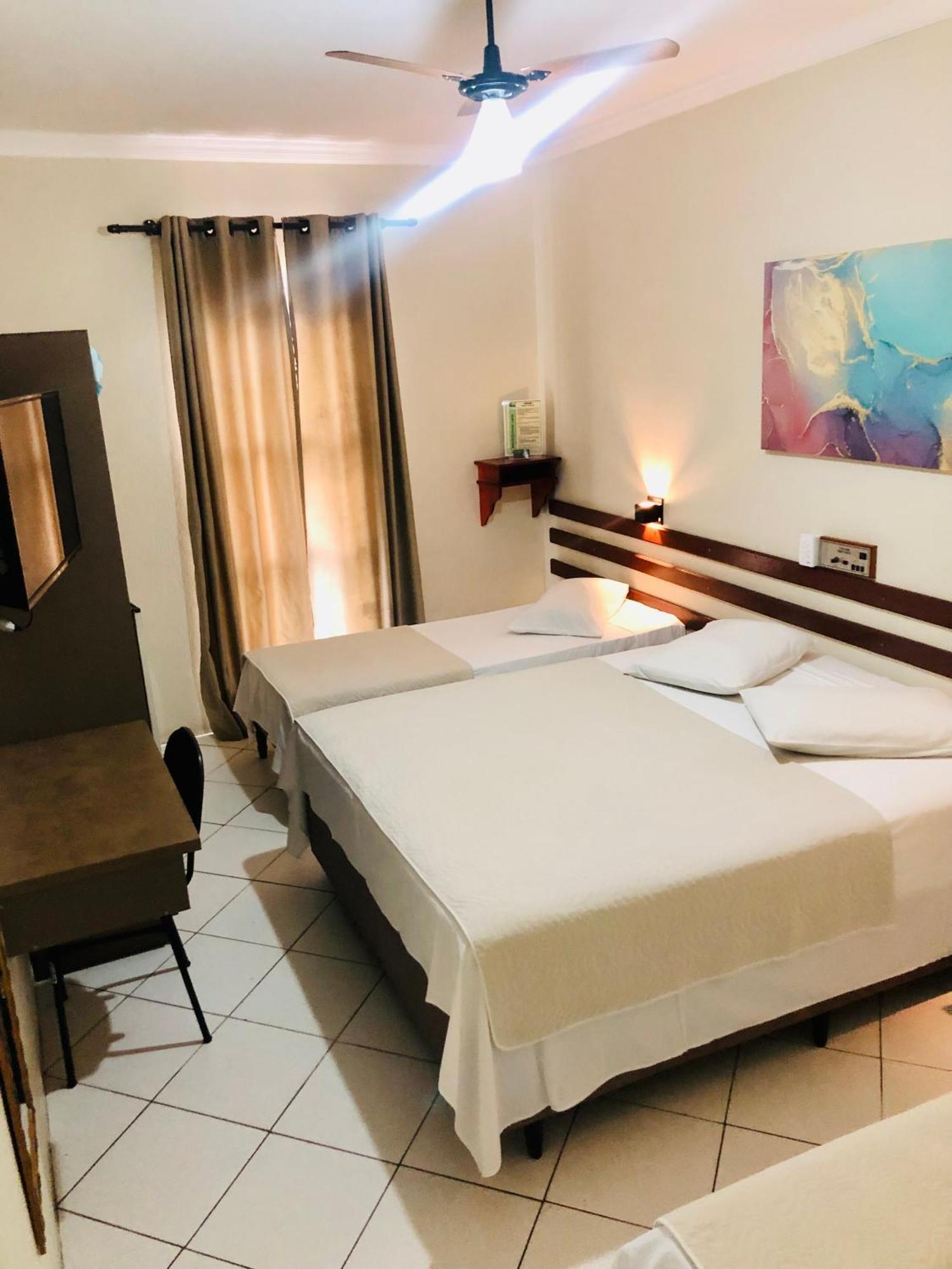 Hotel De Minas Каксамбу Екстериор снимка