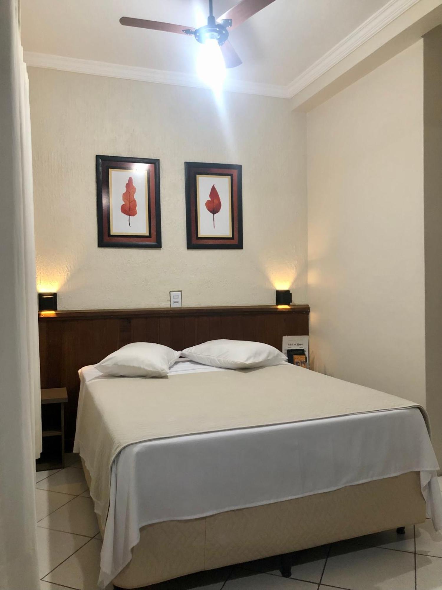 Hotel De Minas Каксамбу Екстериор снимка