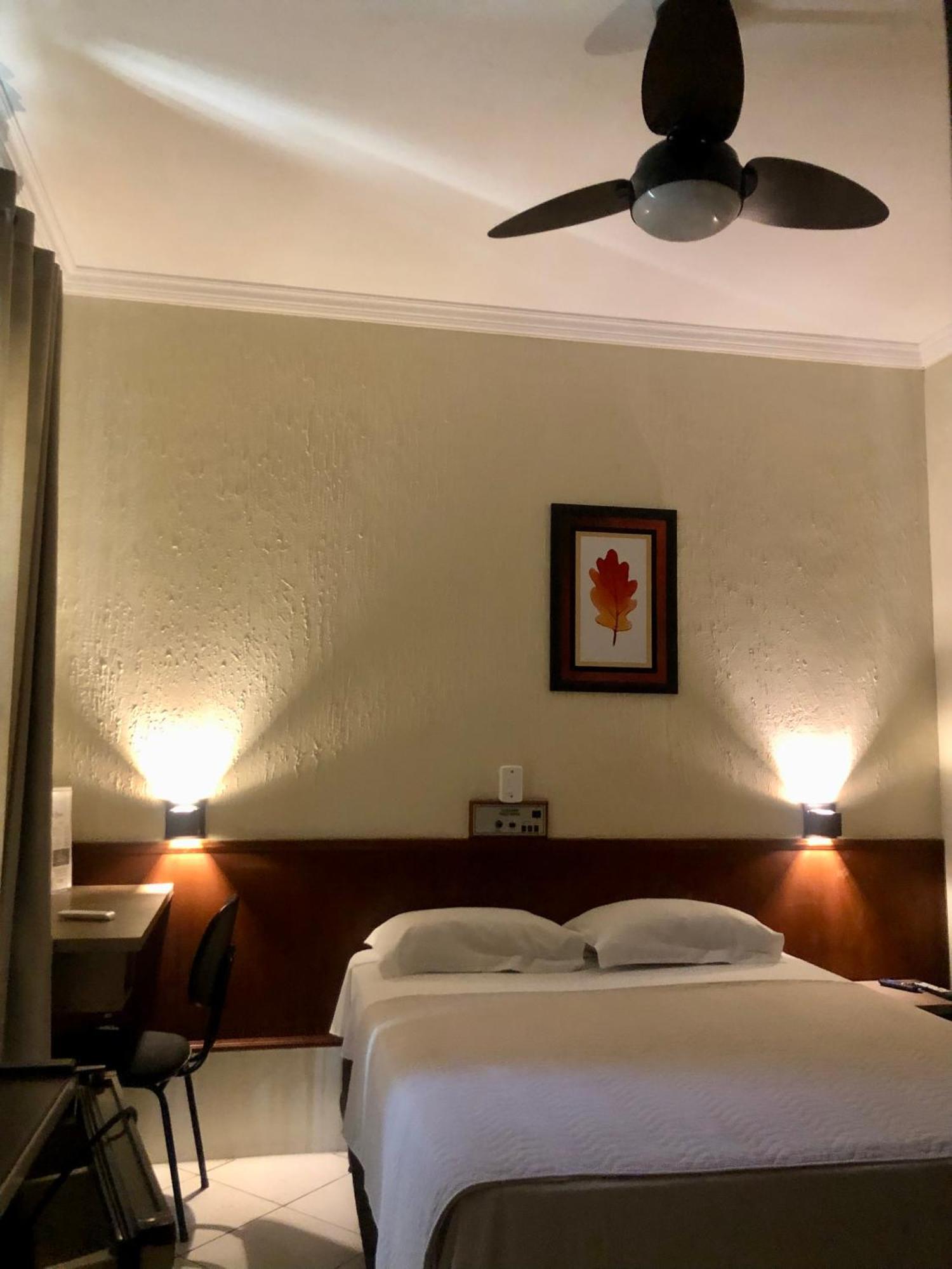 Hotel De Minas Каксамбу Екстериор снимка